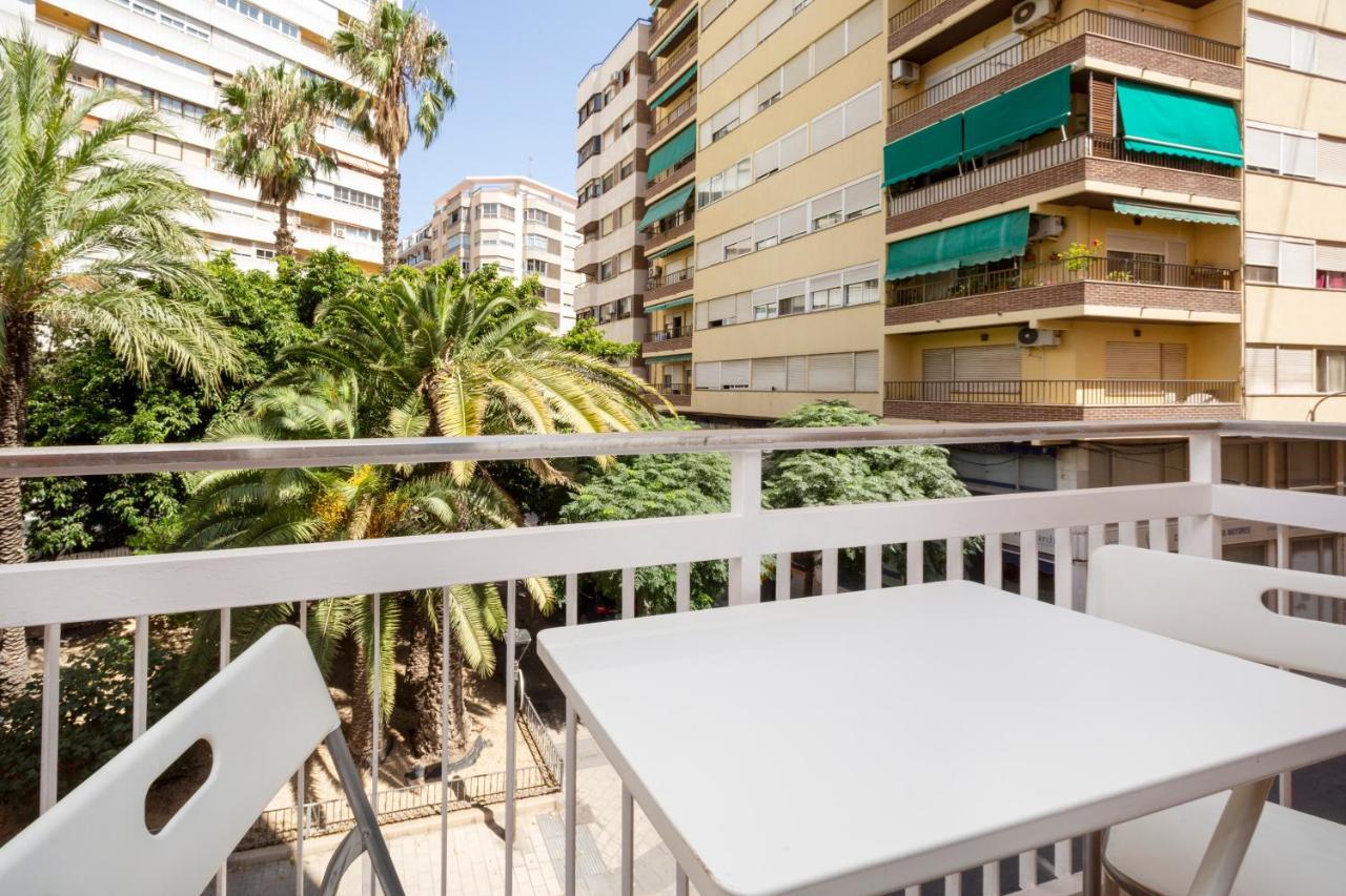 Mercado Central By United Renters Alicante Luaran gambar